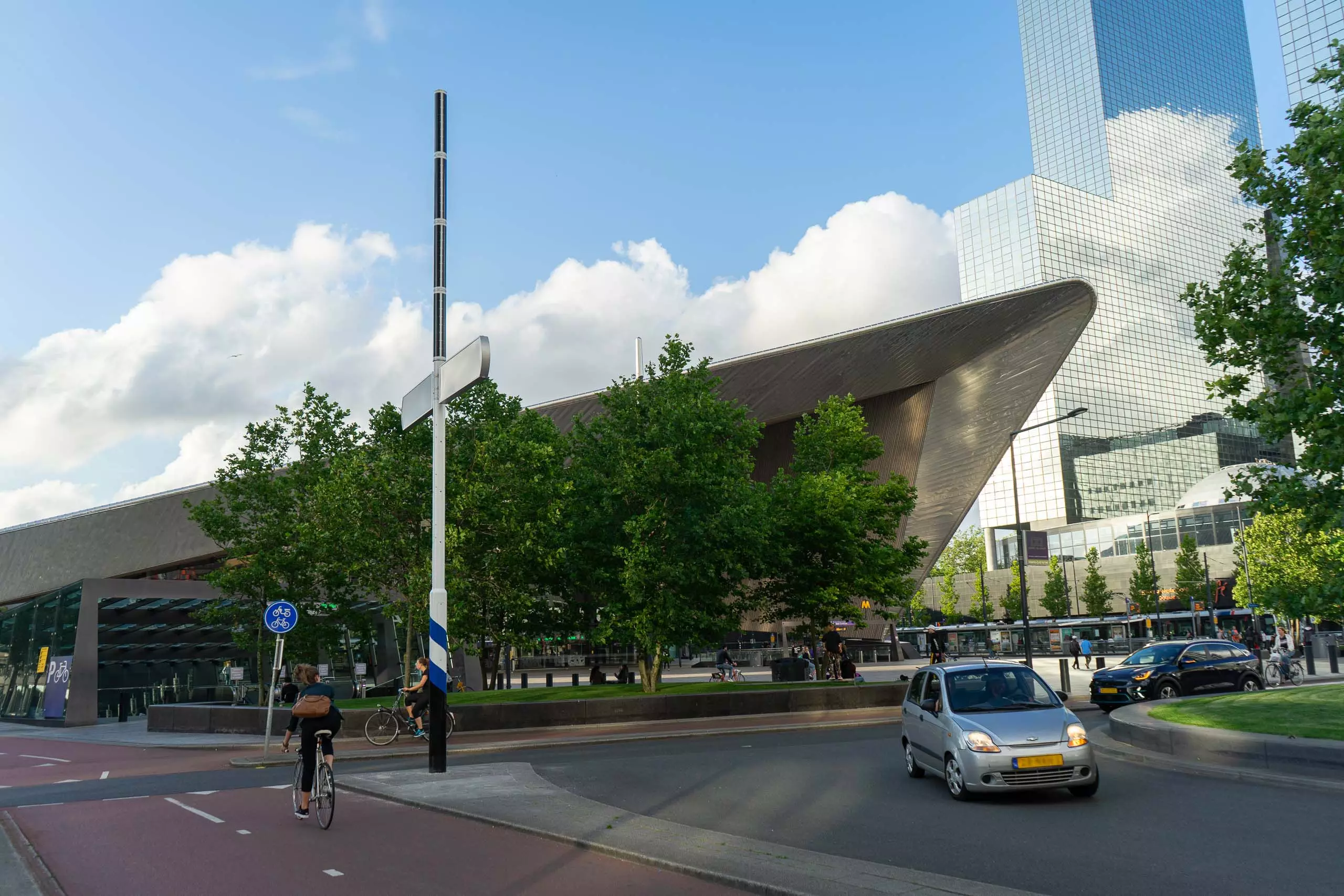 Solar-powered road sign in Rotterdam in front of the central station