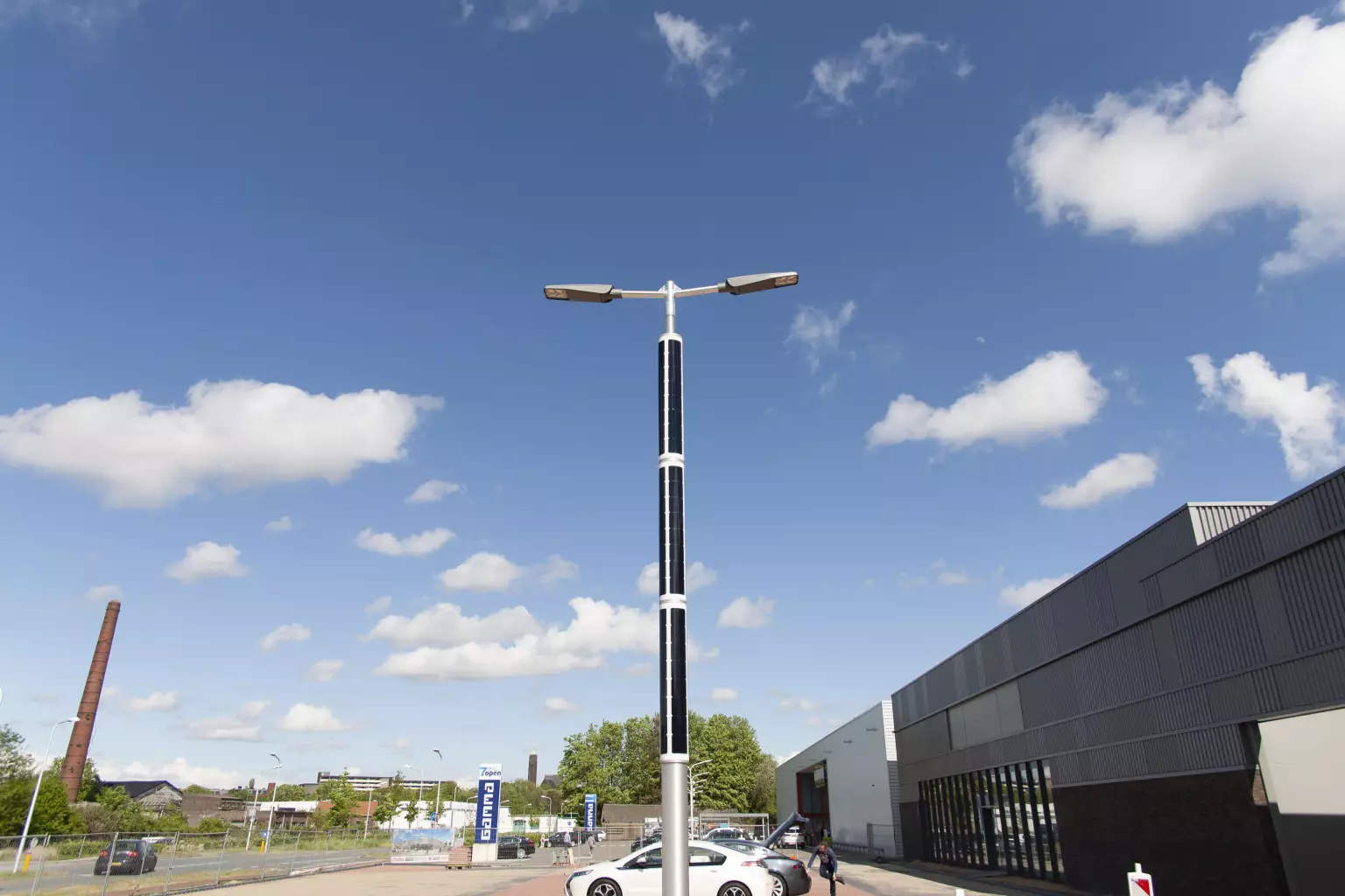 Soluxio solar parking lot lighting